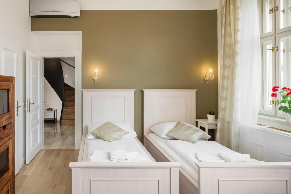 Templova Old Town Apartment Prague Exterior photo